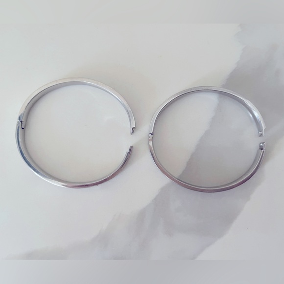 Love Bangles - Picture 3 of 3